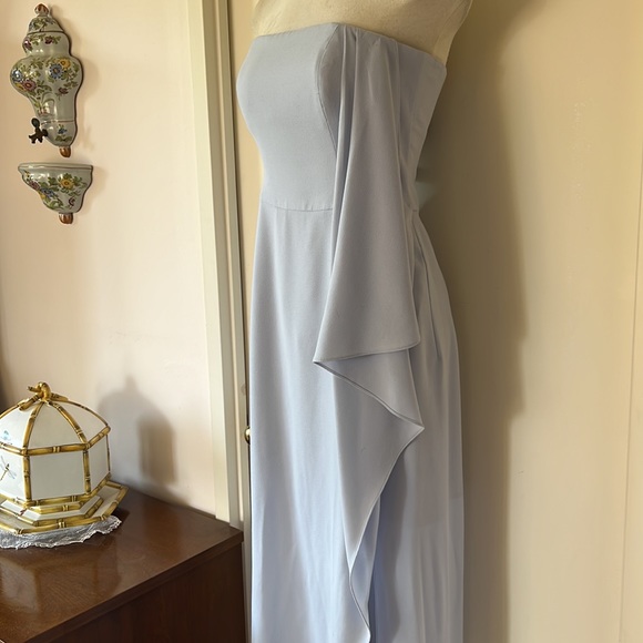 Halston Heritage Baby Blue Sleeveless Column Gown Sz 10 EUC - Picture 3 of 9